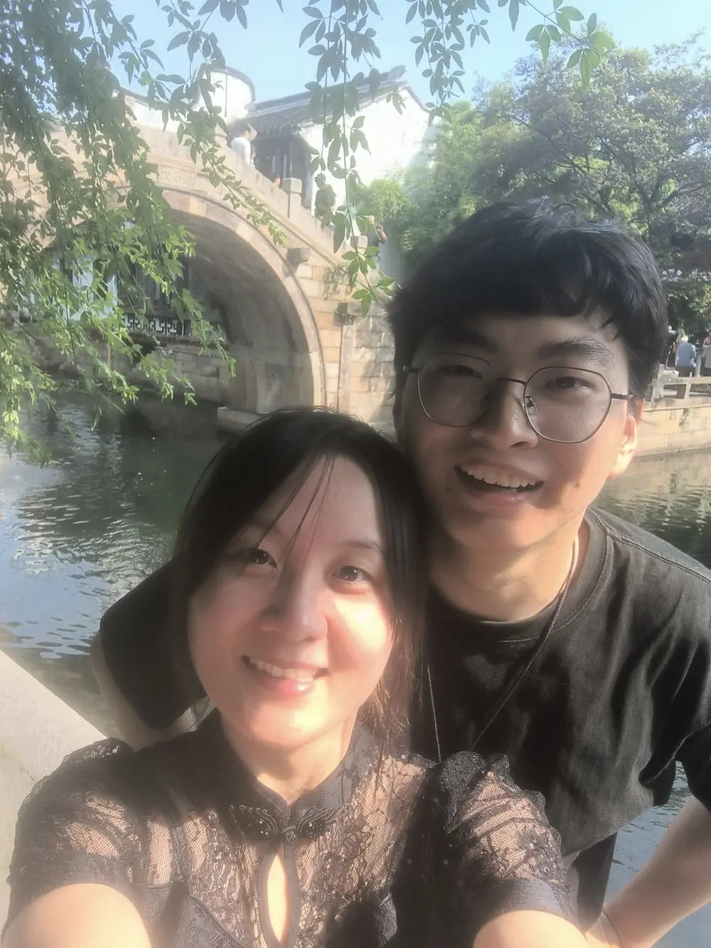 古镇 · WEEKEND WALK