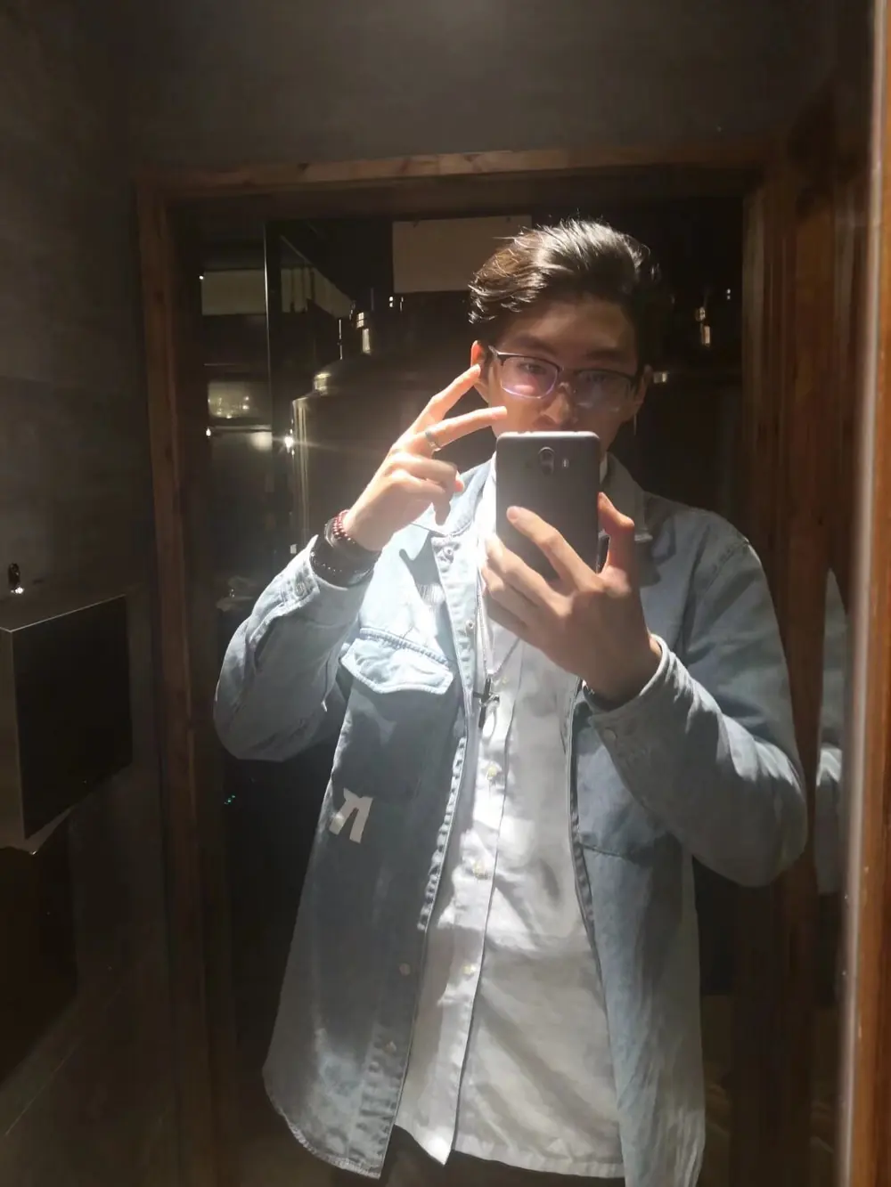 光影 · MIRROR
